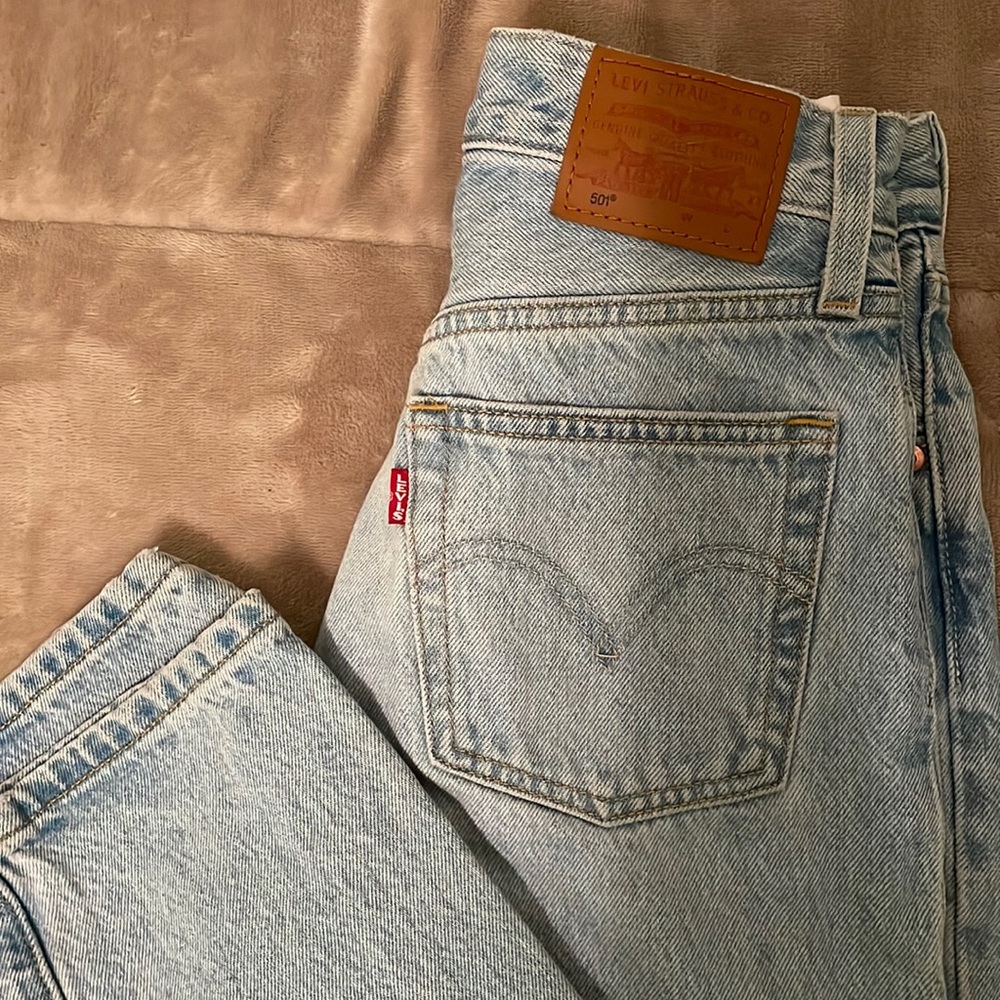 high rise levi 501’s
